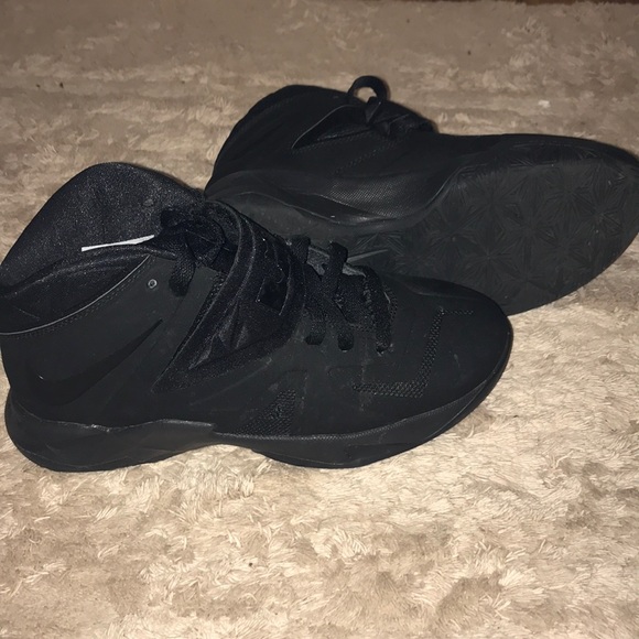 Nike Soldier 7  Black (LEBRONS) - Picture 4 of 5